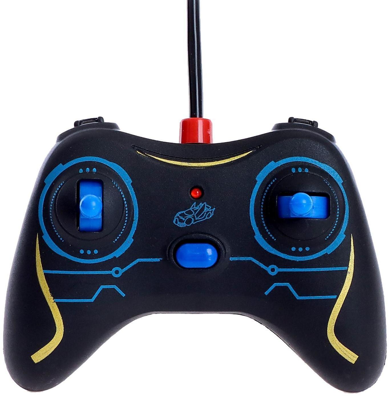 Машина радиоуправляемая «Широн», открываются двери, работает от батареек, цвет красный