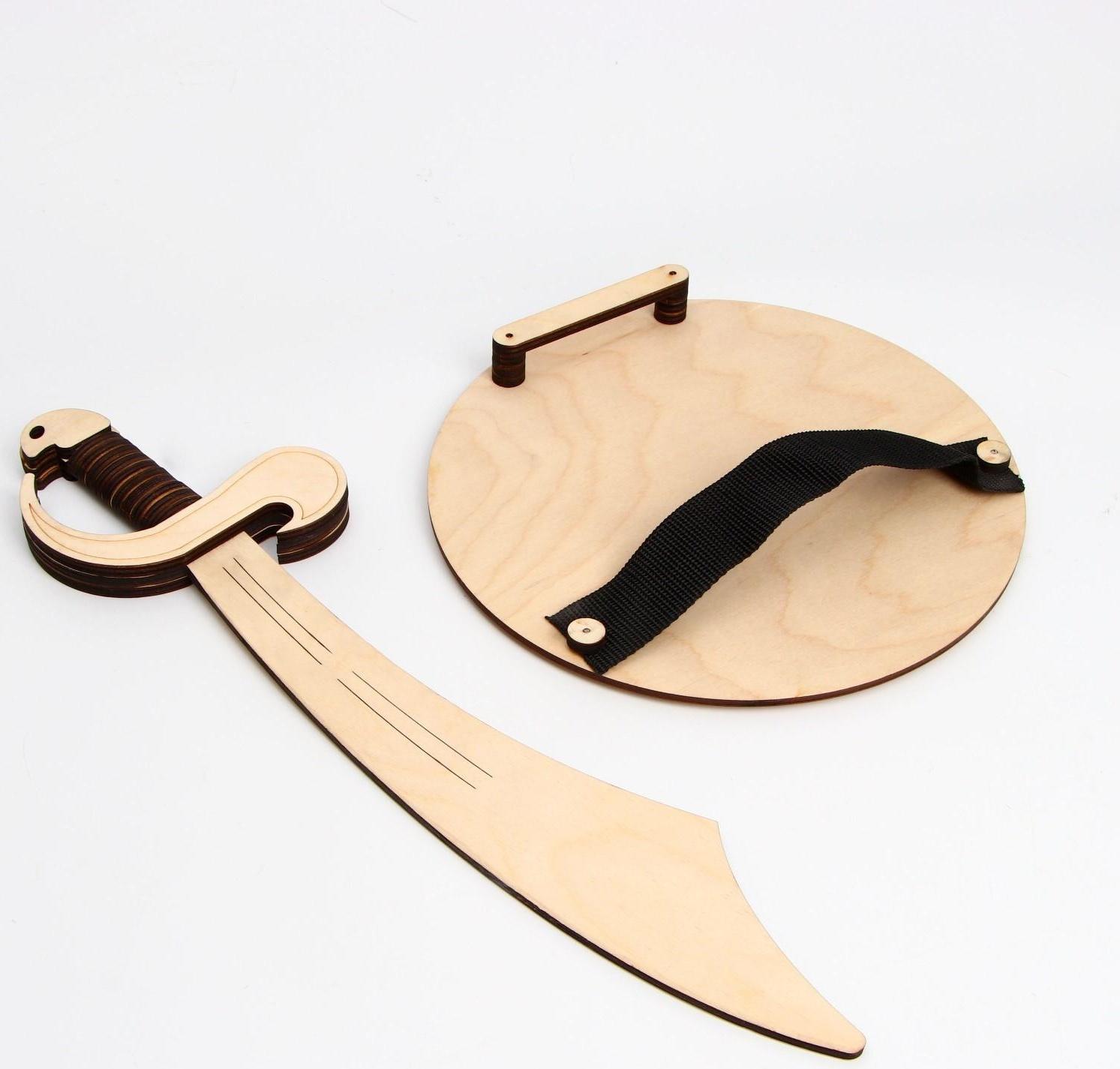 Деревянное оружие «Щит и меч» 25×44,5×5 см