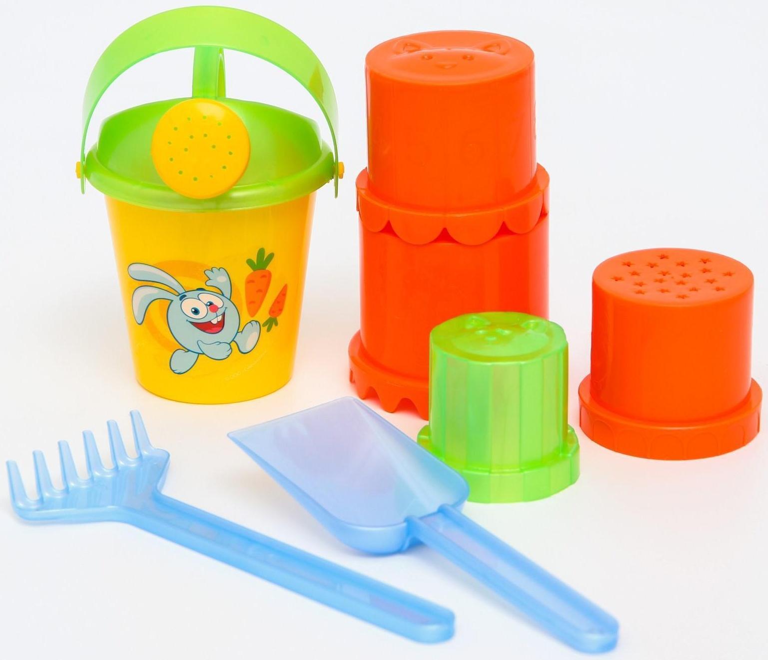 Песочный набор «Крош», Смешарики, ведёрко-лейка 350 мл, грабли, совок, 4 формочки, в сетке