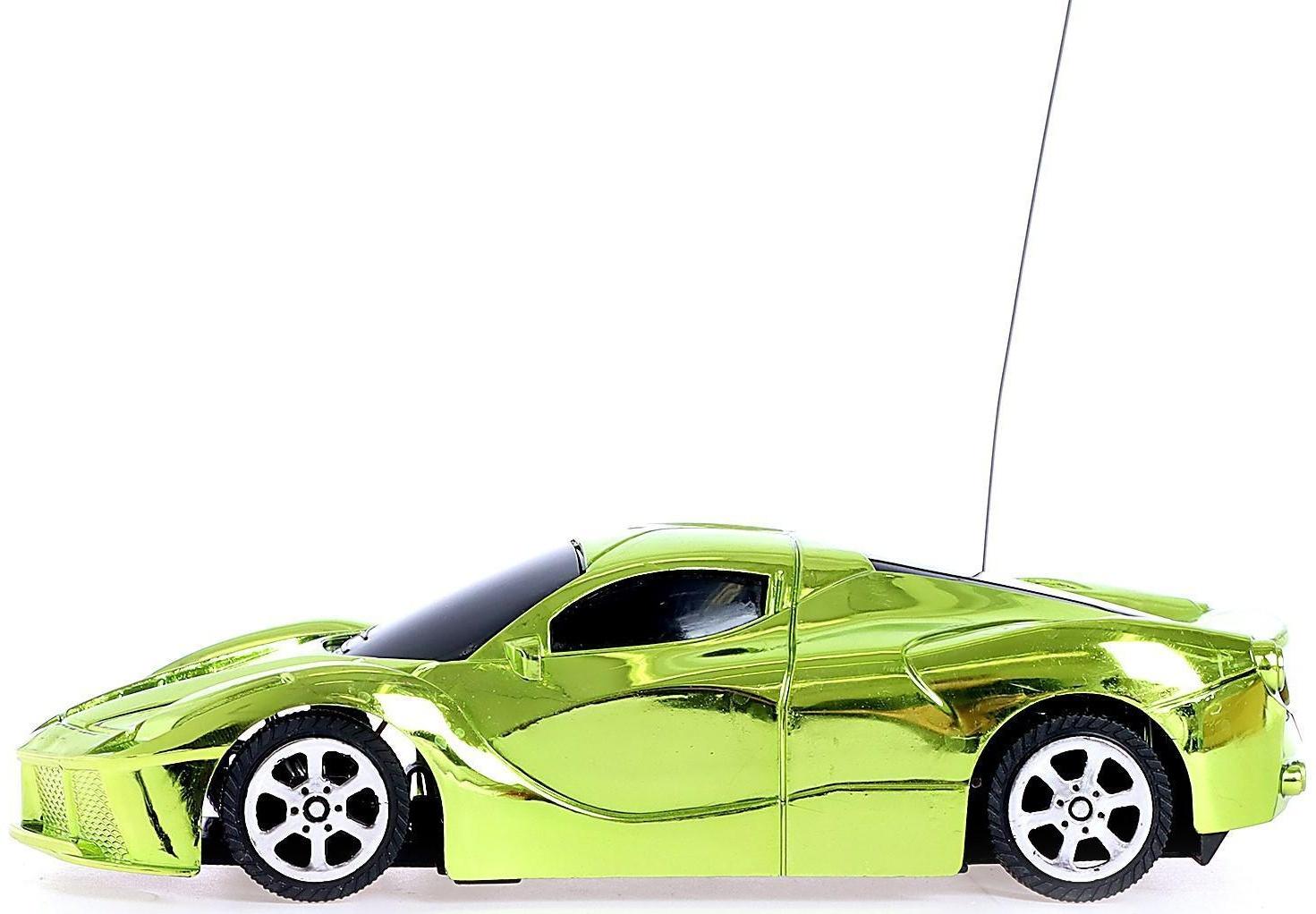 Машина радиоуправляемая «Шоукар», работает от батареек, цвет зелёный