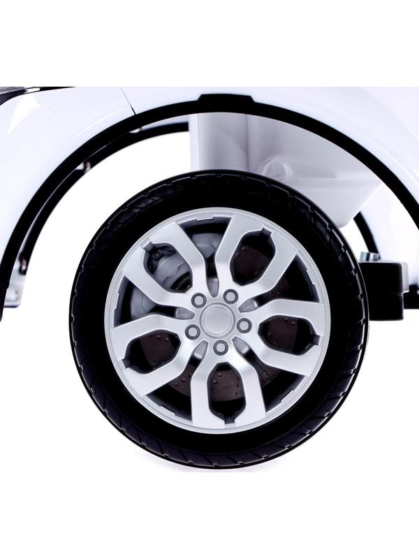 Толокар Land Rover Evoque, цвет белый