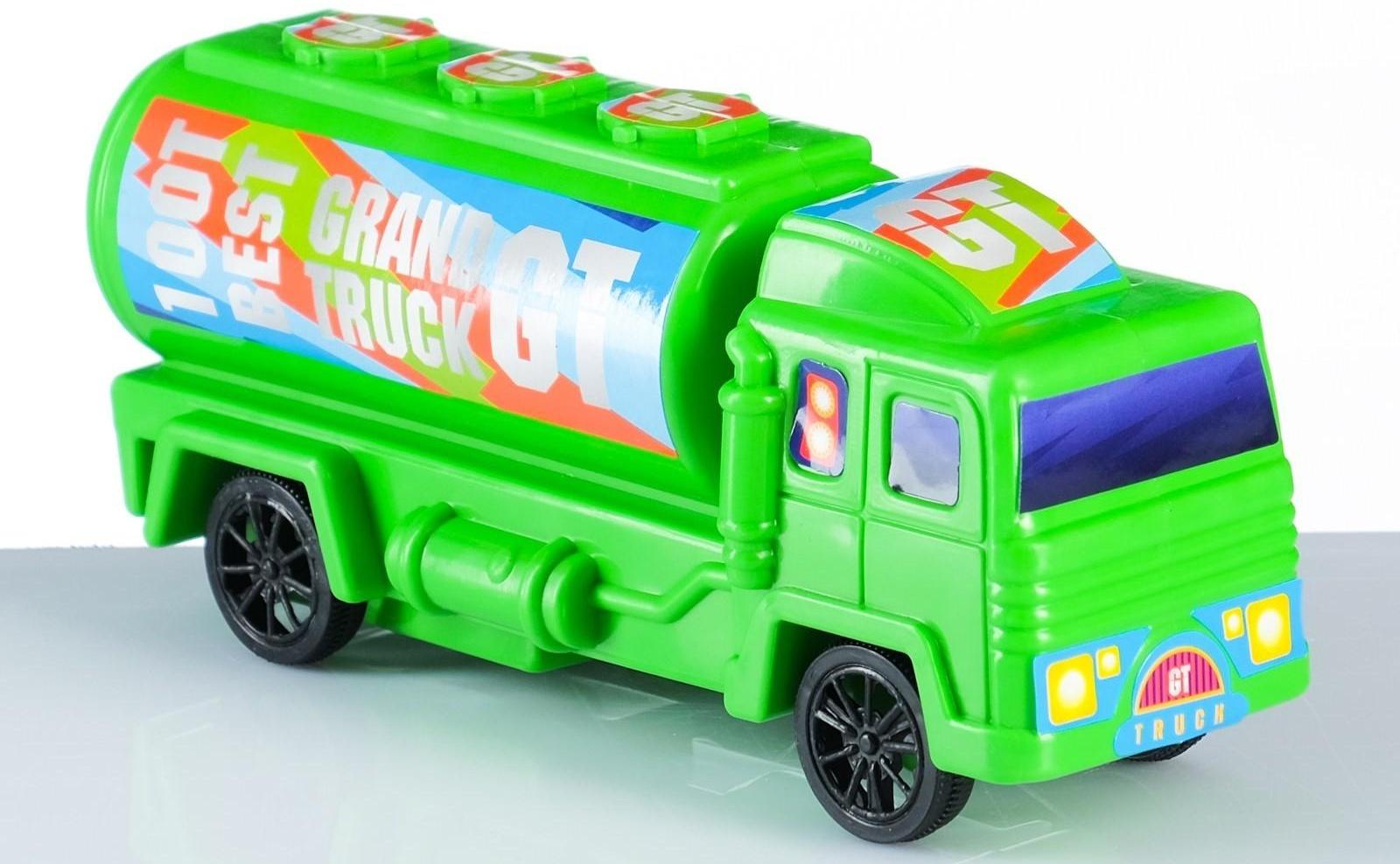 Машина пластмассовая 