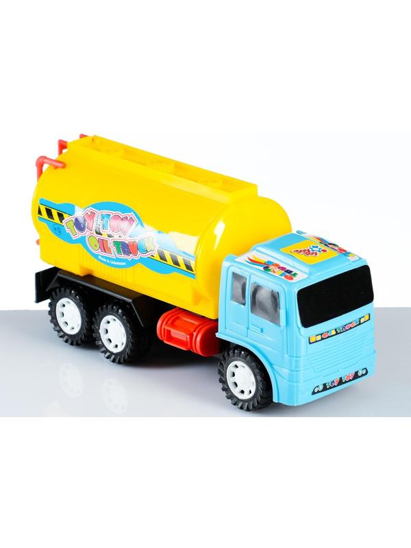 Машина пластмассовая 