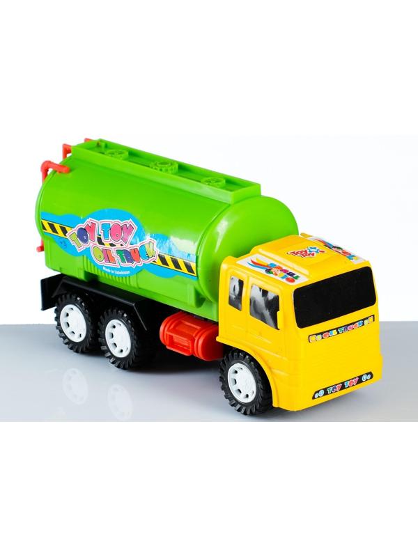 Машина пластмассовая 