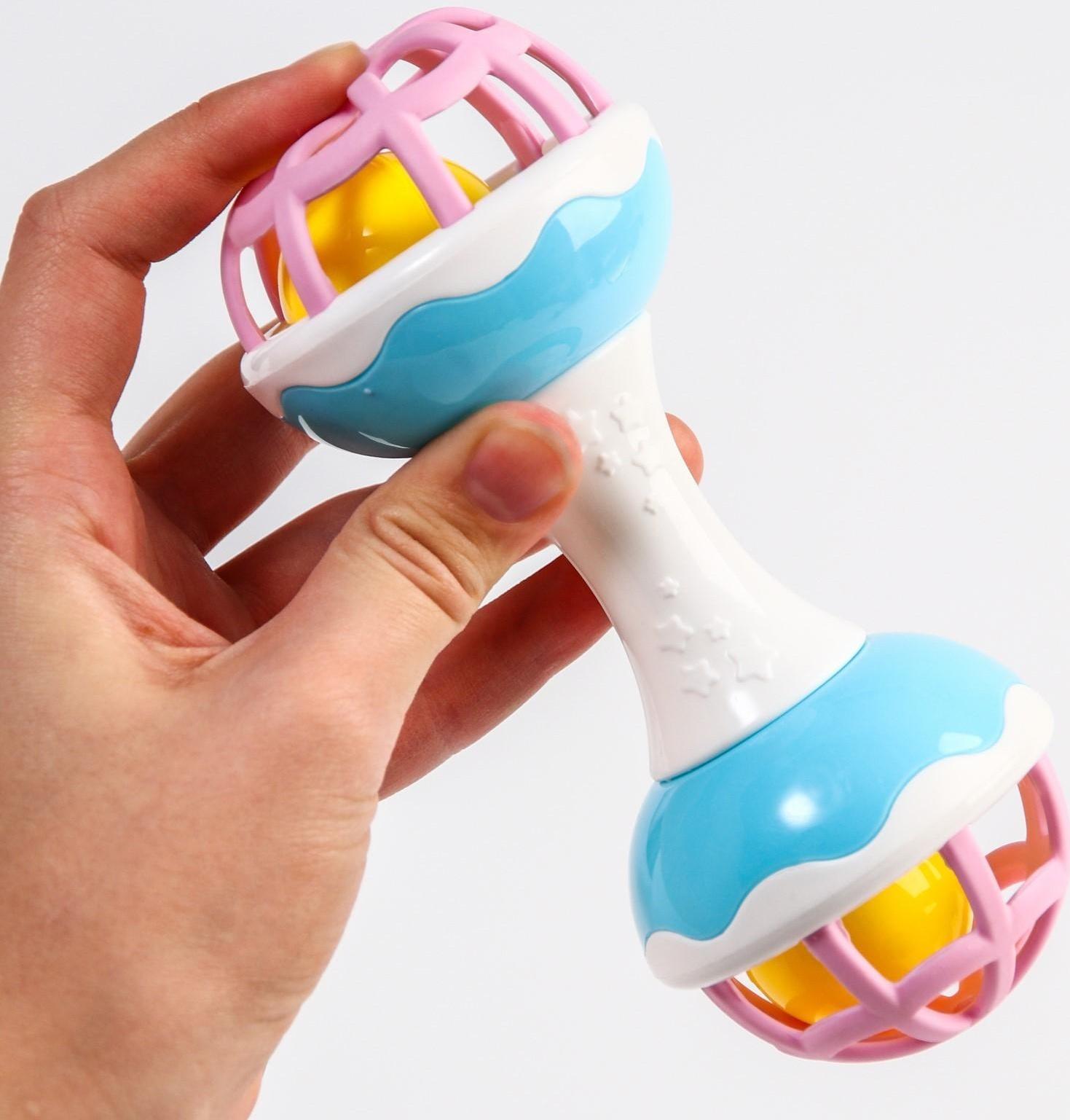 Погремушка «Гантелька», с эластичными элементами, 17см