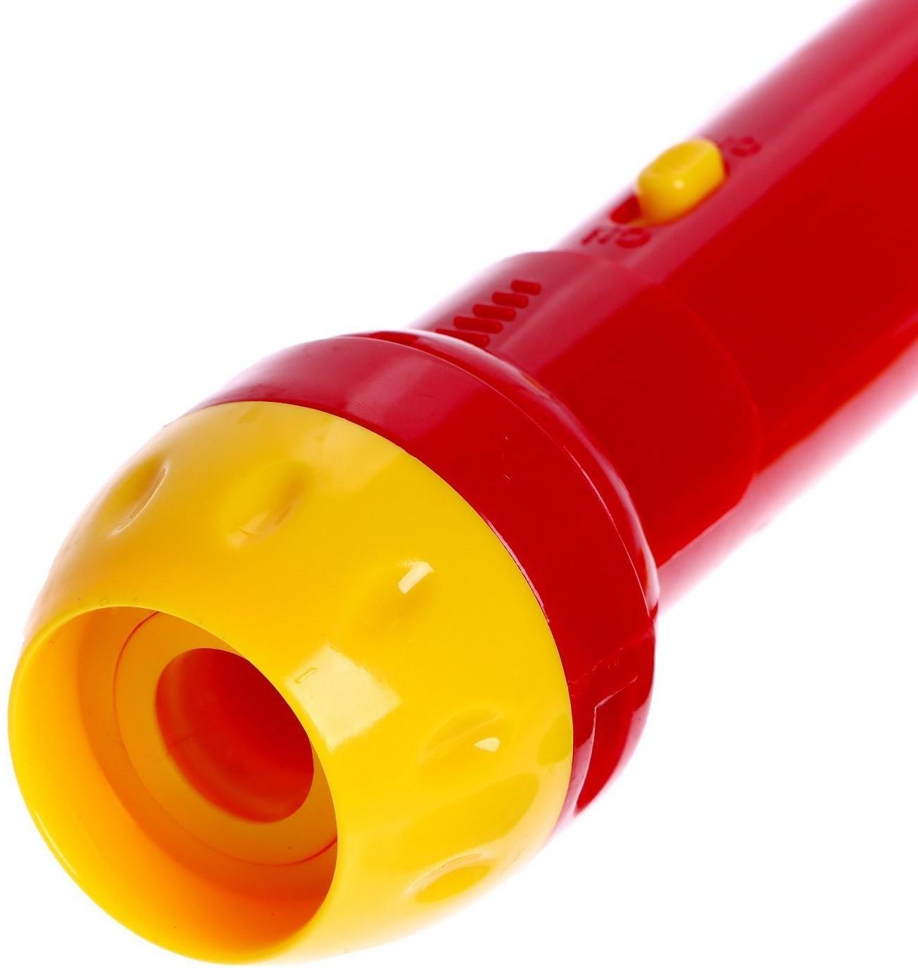 Игровой набор с проектором «Мои любимые сказки», 3 книги, светящиеся наклейки