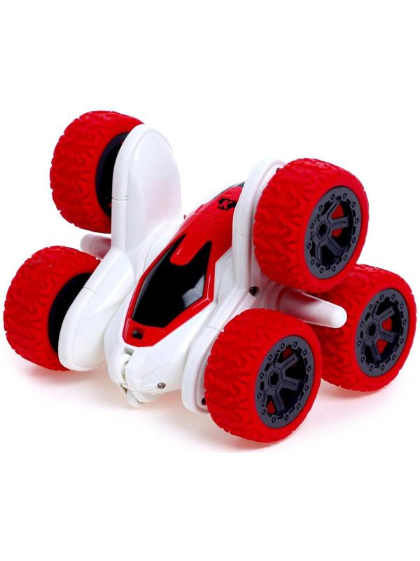 Машинка - перевертыш «Экстримал», пульт в виде часов, работает от аккумулятора, цвет красный