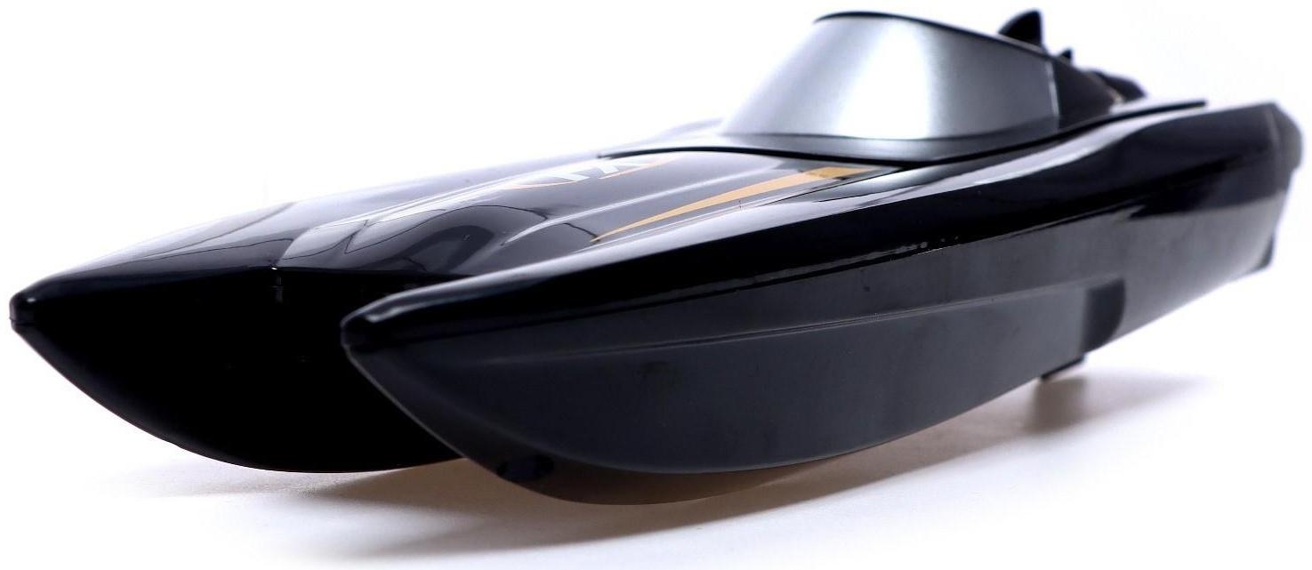 Катер радиоуправляемый H118, работает от аккумулятора