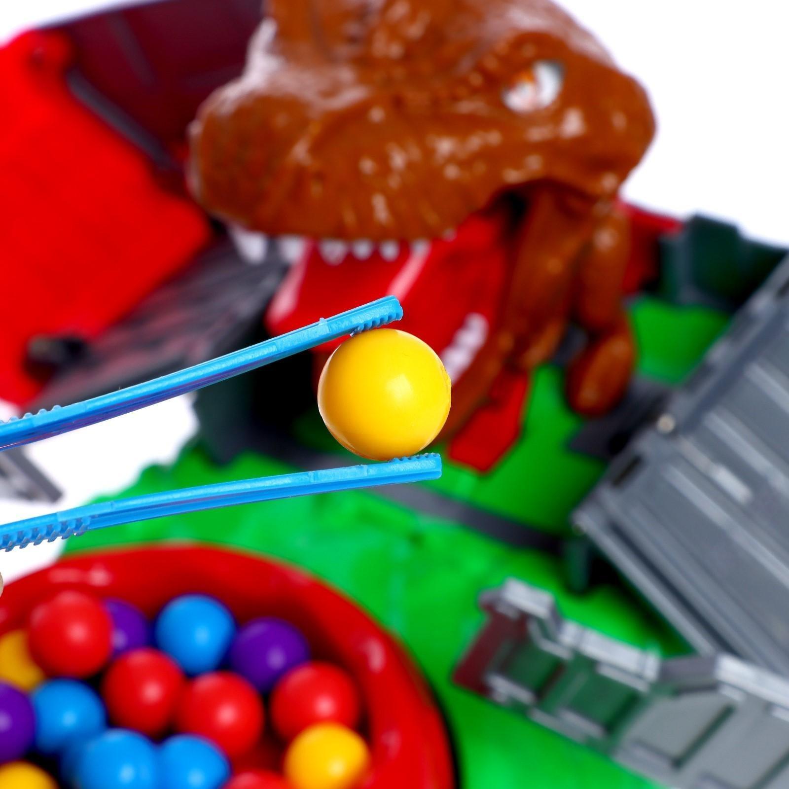 Настольная игра «Голодный дино»