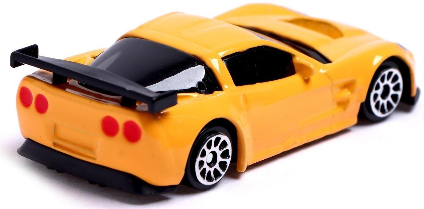 Машина металлическая CHEVROLET CORVETTE C6-R, 1:64, цвет жёлтый