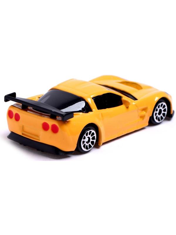 Машина металлическая CHEVROLET CORVETTE C6-R, 1:64, цвет жёлтый