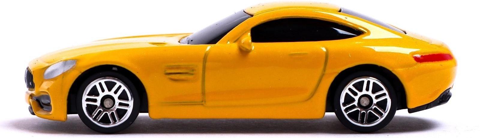Машина металлическая MERCEDES-AMG GT S, 1:64, цвет жёлтый