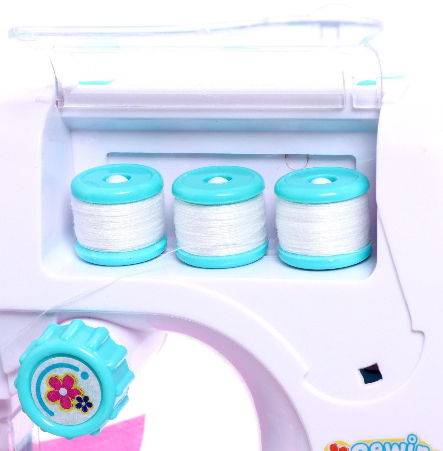 Швейная машинка «Рукодельница» 3 катушки