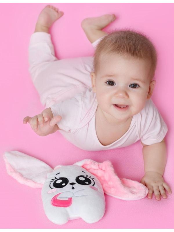 Развивающая игрушка-грелка «Зайка» с вишнёвыми косточками