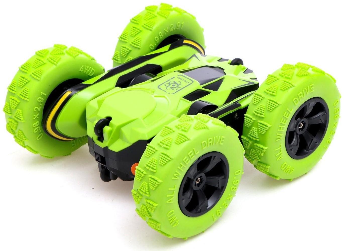 Машина-перевёртыш радиоуправляемая «Трюкач», работает от аккумулятора, цвет зелёный