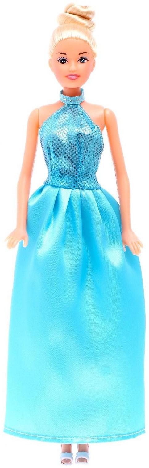 Кукла-модель «Кэтти» в платье