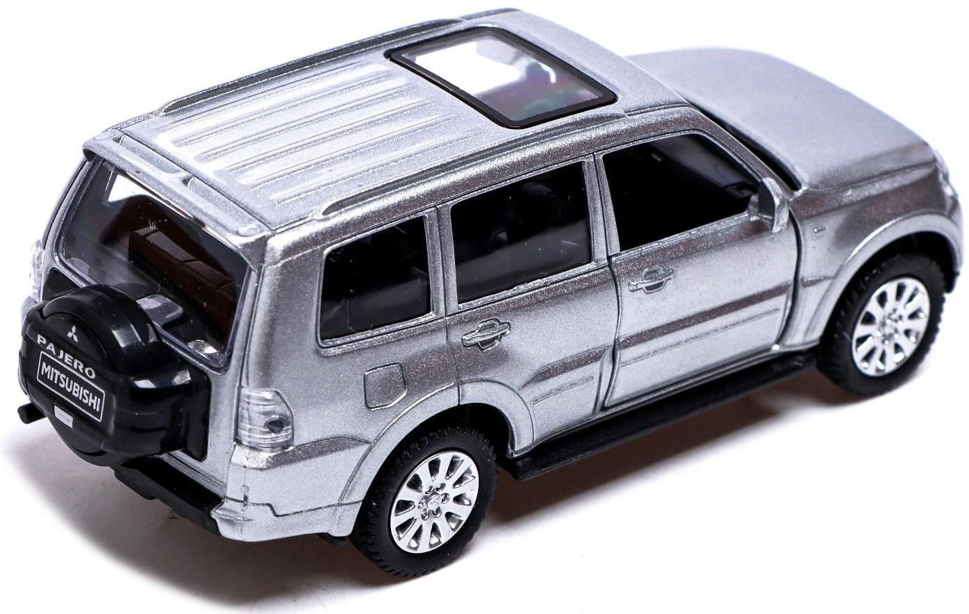 Машина металлическая MITSUBISHI PAJERO 4WD, 1:43, инерция, открываются двери, цвет серый