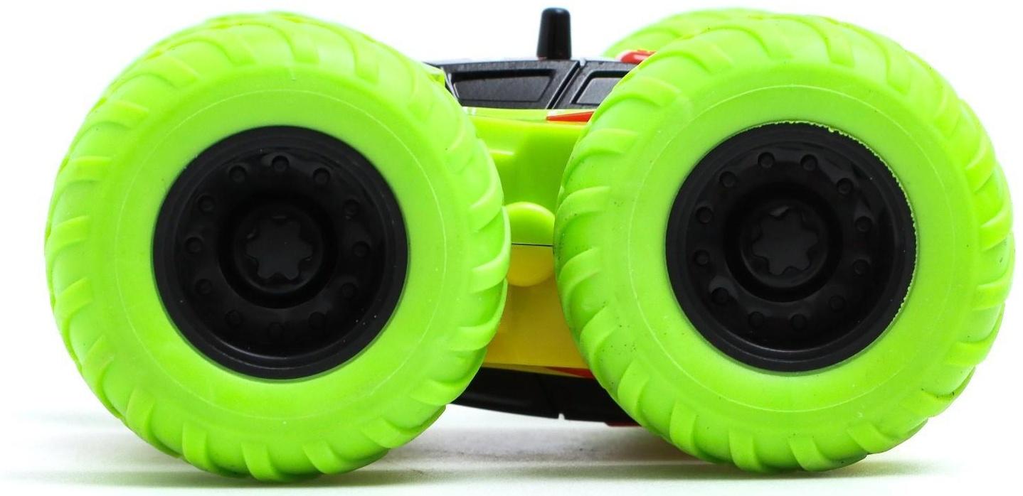 Перевёртыш инерционный «Трюкач», цвет зелёный