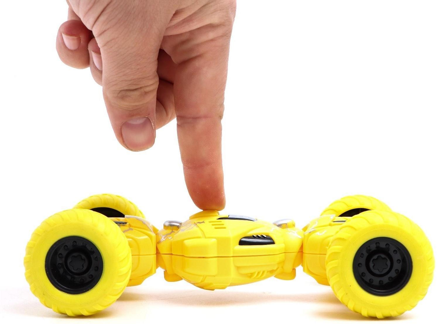 Перевёртыш инерционный «Трюкач», цвет жёлтый