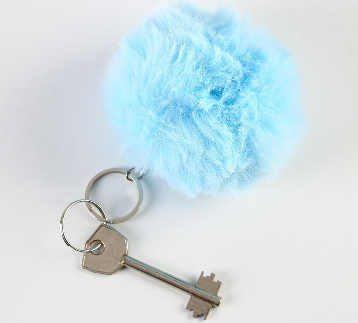 Брелок-пушистик 