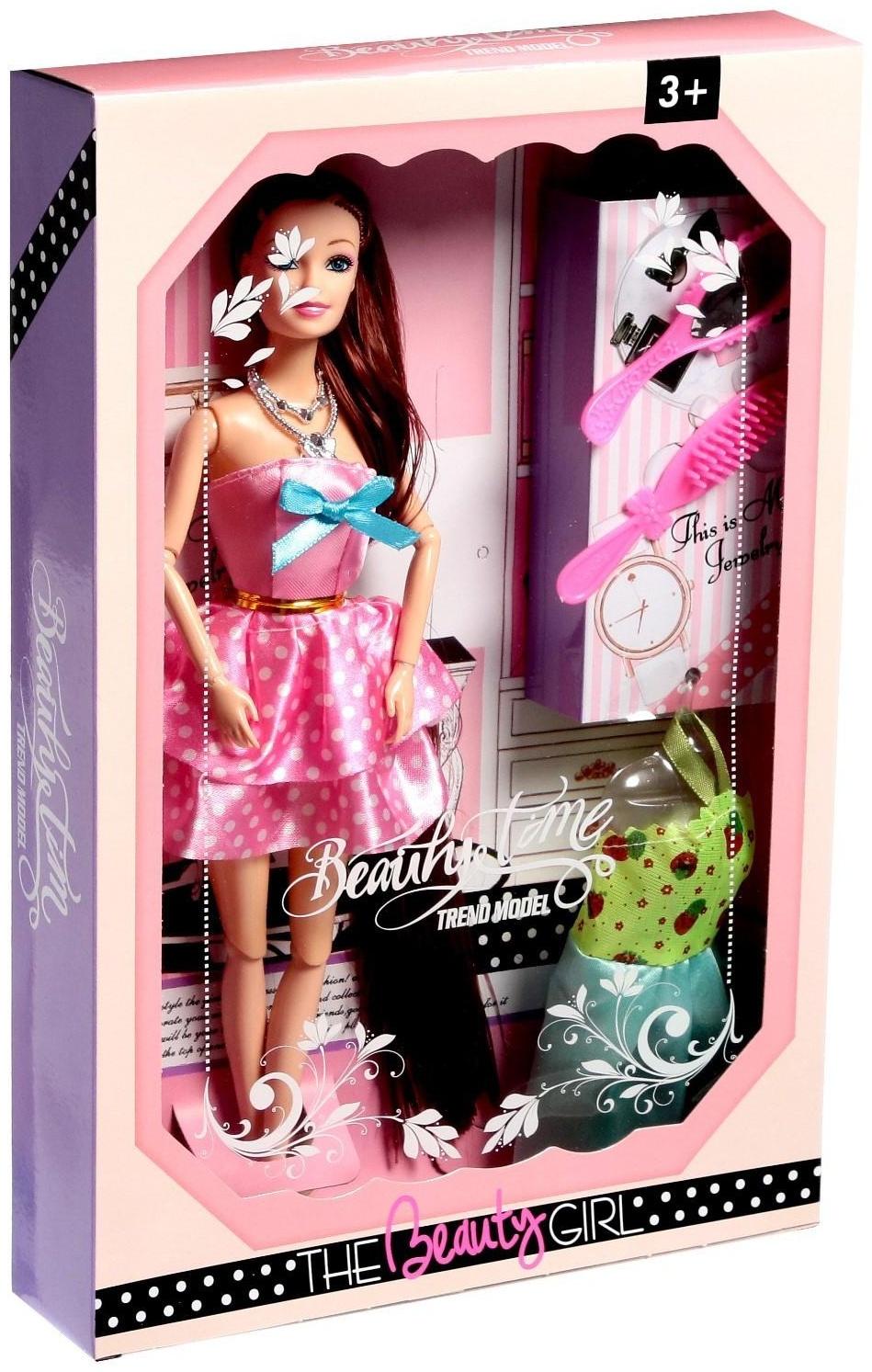 Кукла-модель шарнирная «Лейла» с набором платьев и аксессуарами, МИКС