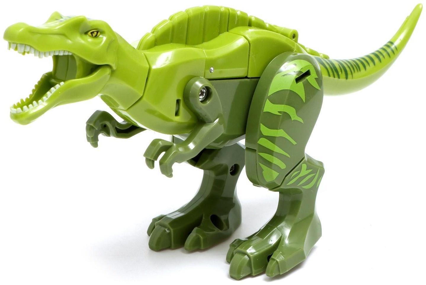 Робот «Динобот», трансформируется