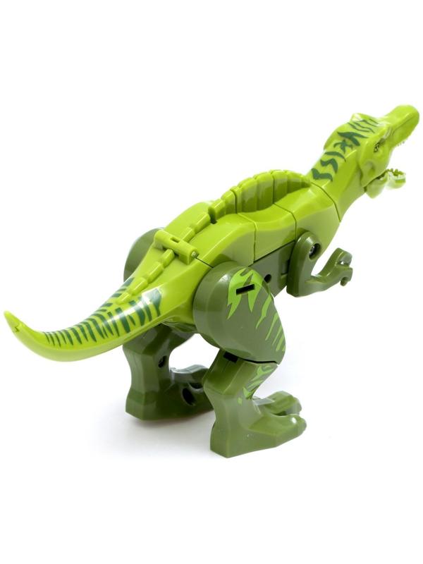 Робот «Динобот», трансформируется