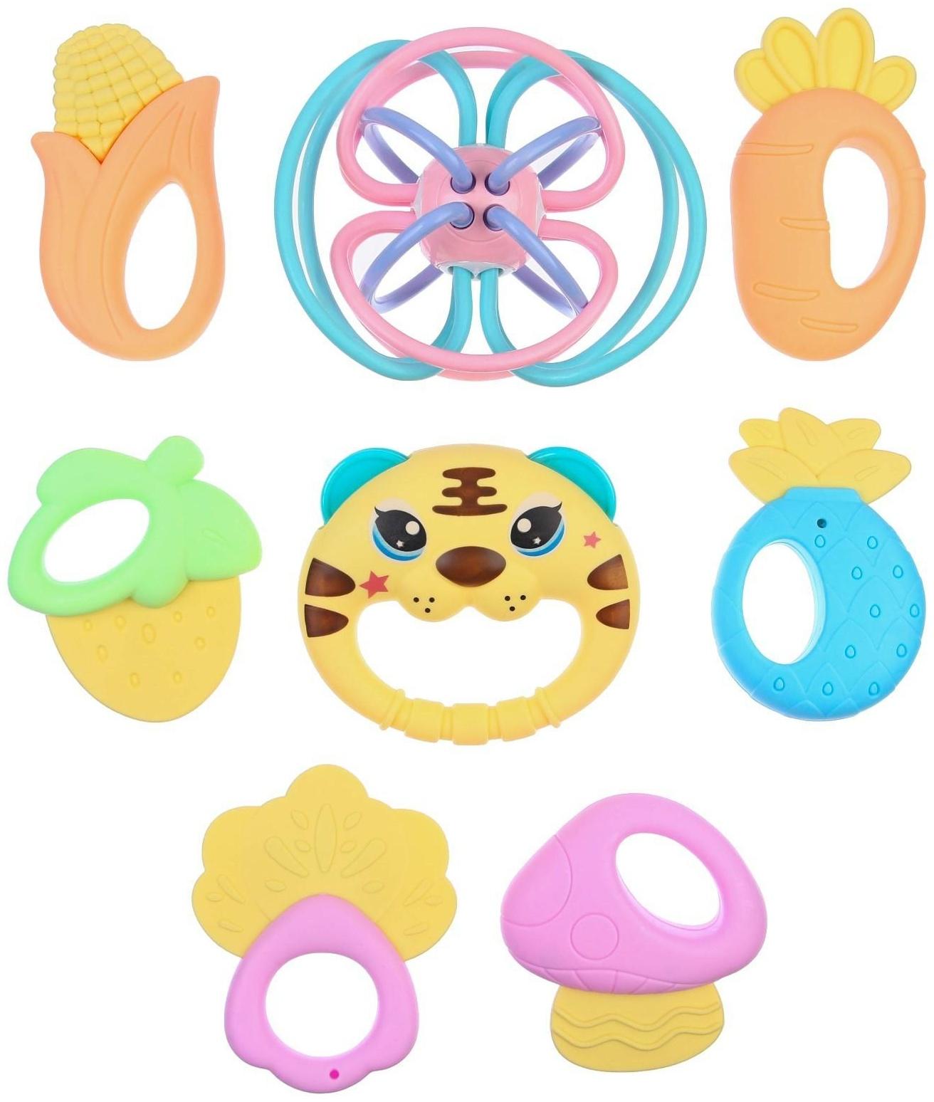 Развивающий набор «Играем с малышом», книжка-шуршалка, платочек, 8 погремушек, в коробке