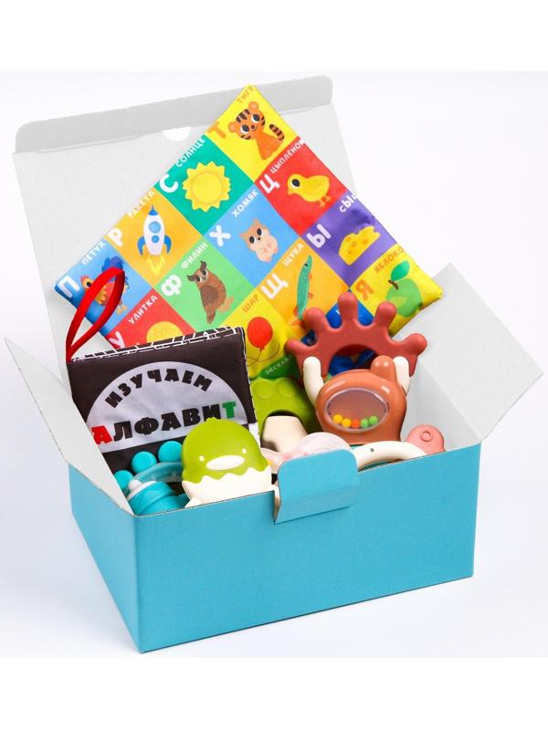 Развивающий набор «Изучаем алфавит», книжка-шуршалка, платочек, 8 погремушек, в коробке