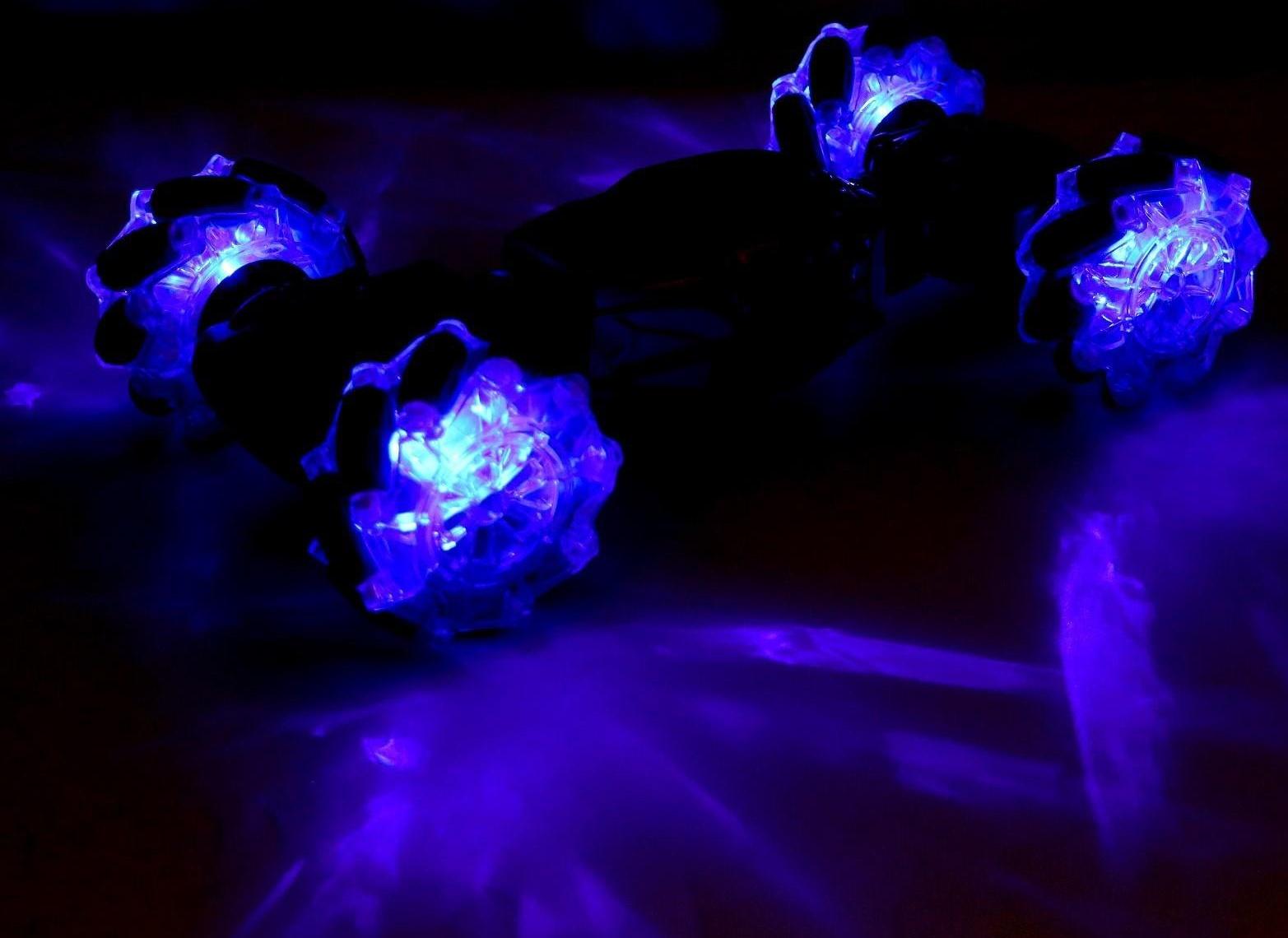 Машинка - перевертыш HYPER, управление жестами гиропульт, работает от аккумулятора, цвет зелёный