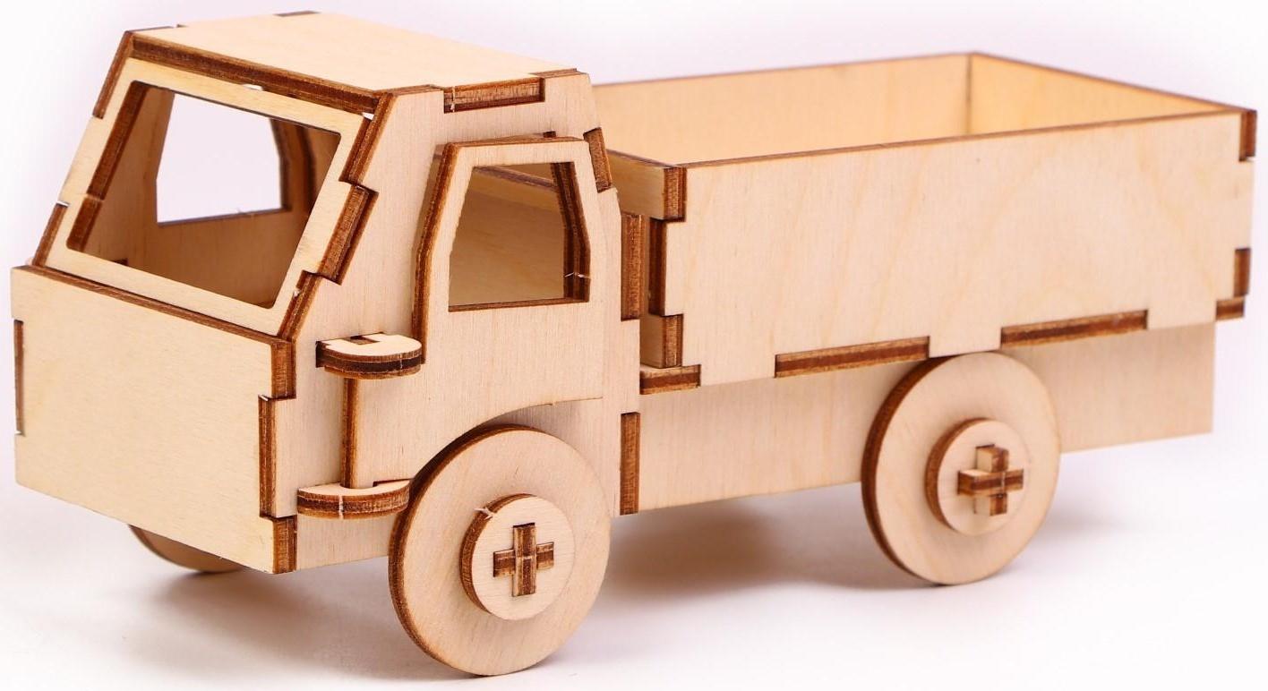 Сборная модель «Грузовик»