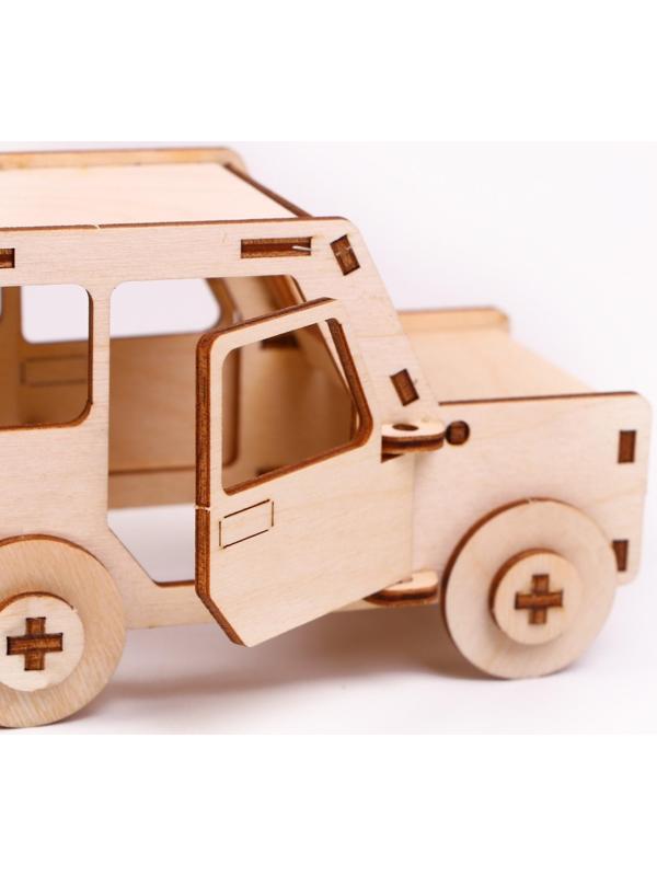 Сборная модель «Внедорожник»