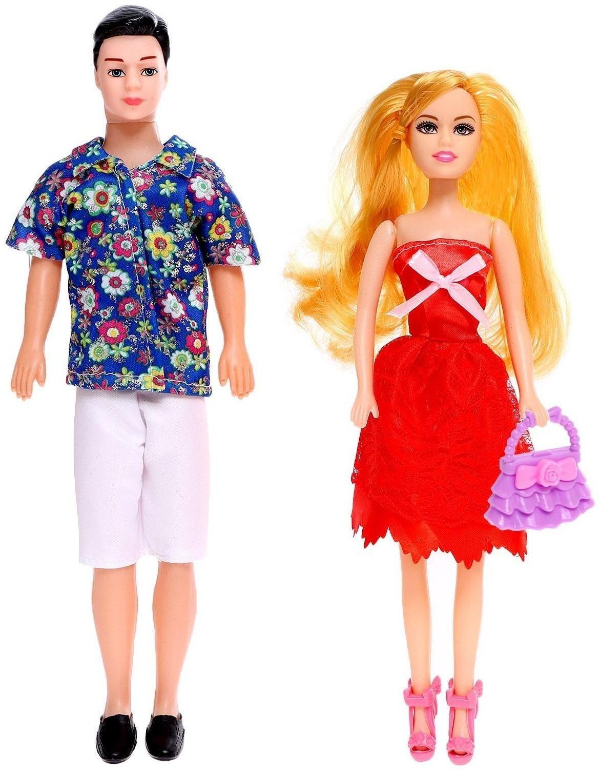 Набор кукол «Семья» с аксессуарами, МИКС