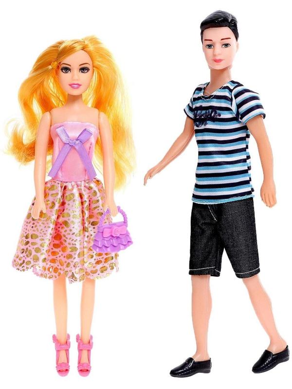 Набор кукол «Семья» с аксессуарами, МИКС