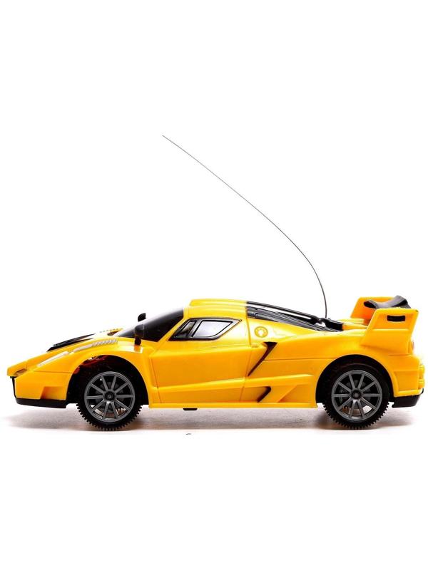 Машина радиоуправляемая «СпортКар», работает от батареек, цвет жёлтый