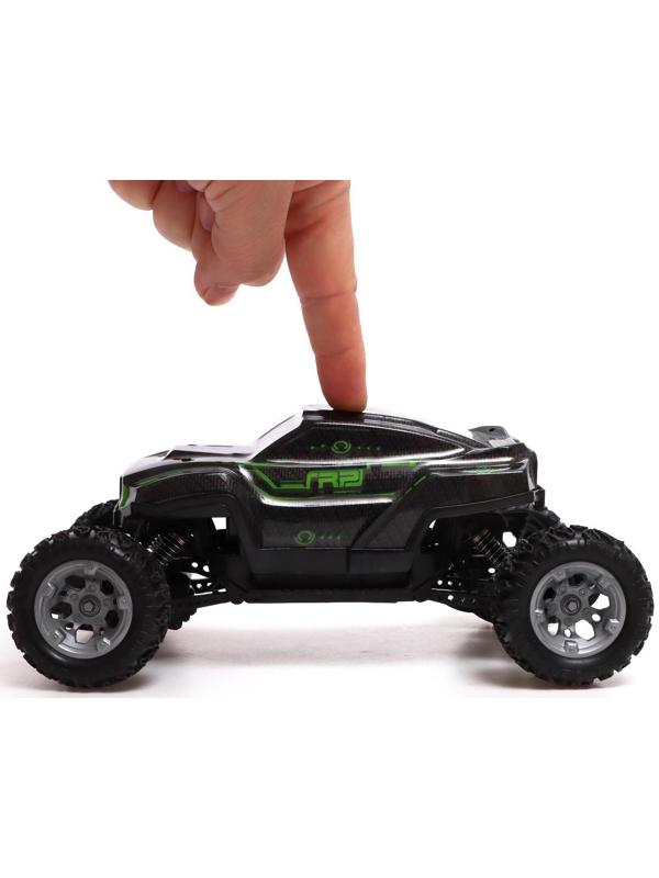 Джип радиоуправляемый MONSTER, 1:18, световые и звуковые эффекты, работает от аккумулятора, цвет зелёный