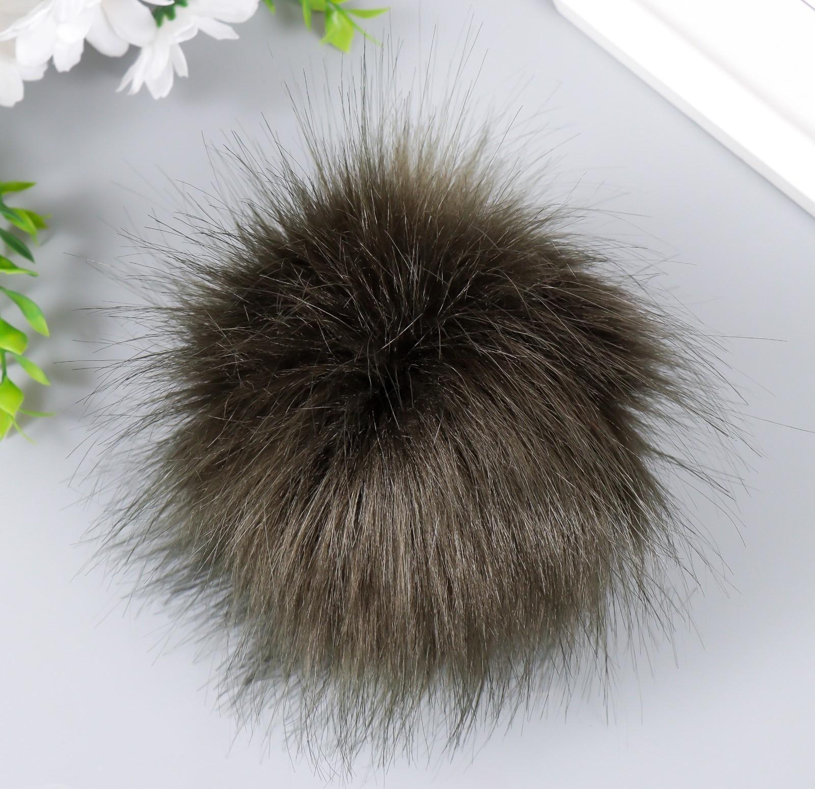 Помпон искусственный мех песец 14 см (38-Оливка)