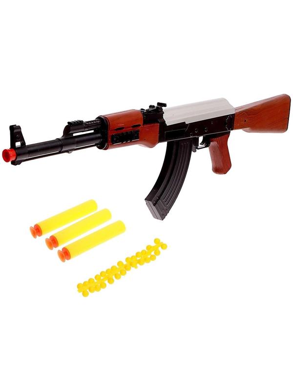 Автомат АК, стреляет тремя видами пуль