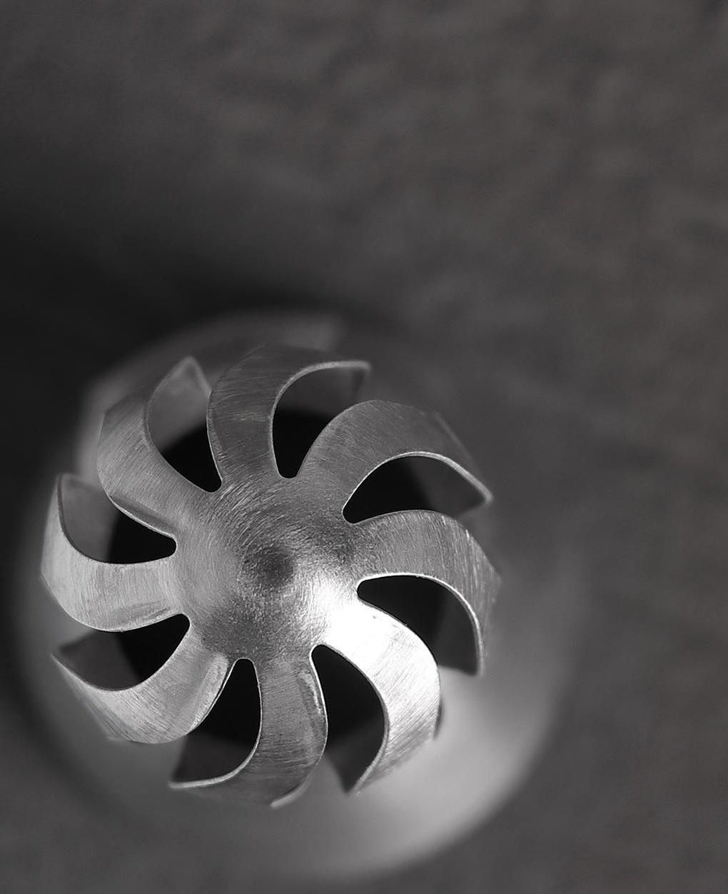 Насадка кондитерская «Сфера.Прорези изогнутые», d=3 см, выход 2,3 см, нержавеющая сталь