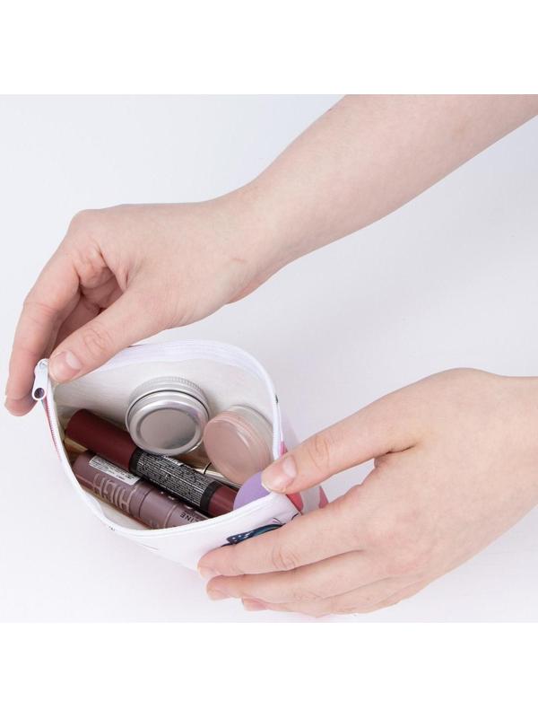 Косметичка на молнии, цвет белый