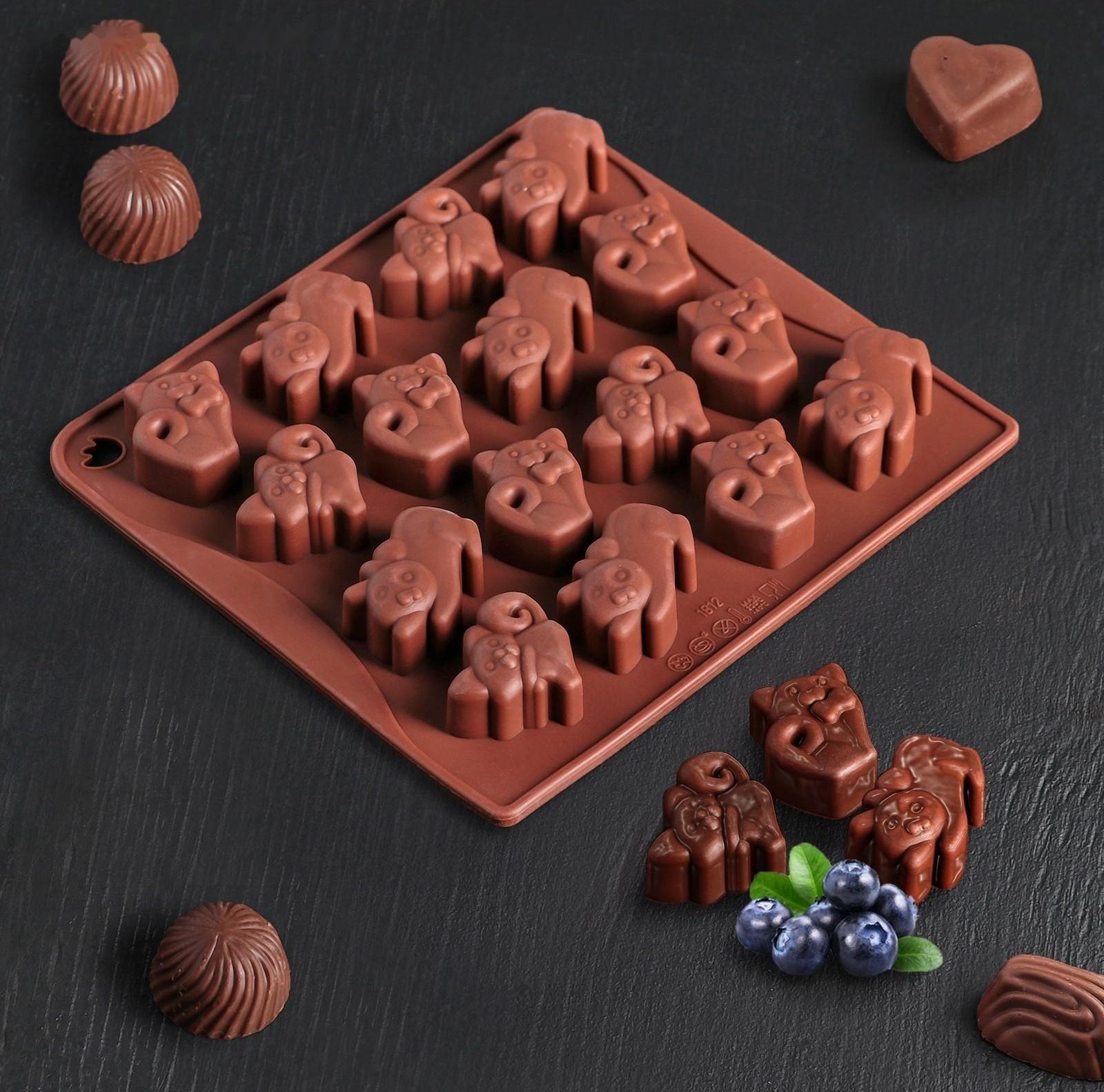 Форма для льда и кондитерских украшений Доляна «Кошки», 18×17×2 см, силикон, 16 ячеек, цвет шоколадный