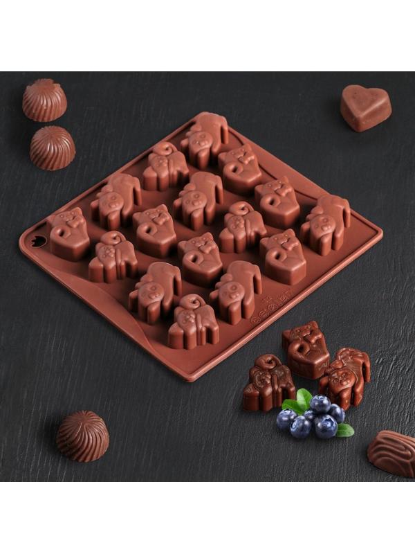 Форма для льда и кондитерских украшений Доляна «Кошки», 18×17×2 см, силикон, 16 ячеек, цвет шоколадный