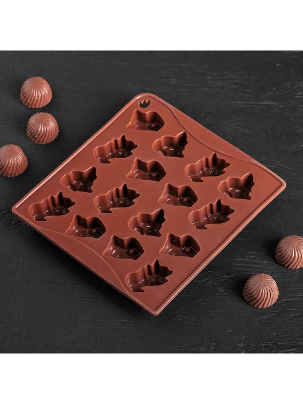 Форма для льда и кондитерских украшений Доляна «Кошки», 18×17×2 см, силикон, 16 ячеек, цвет шоколадный