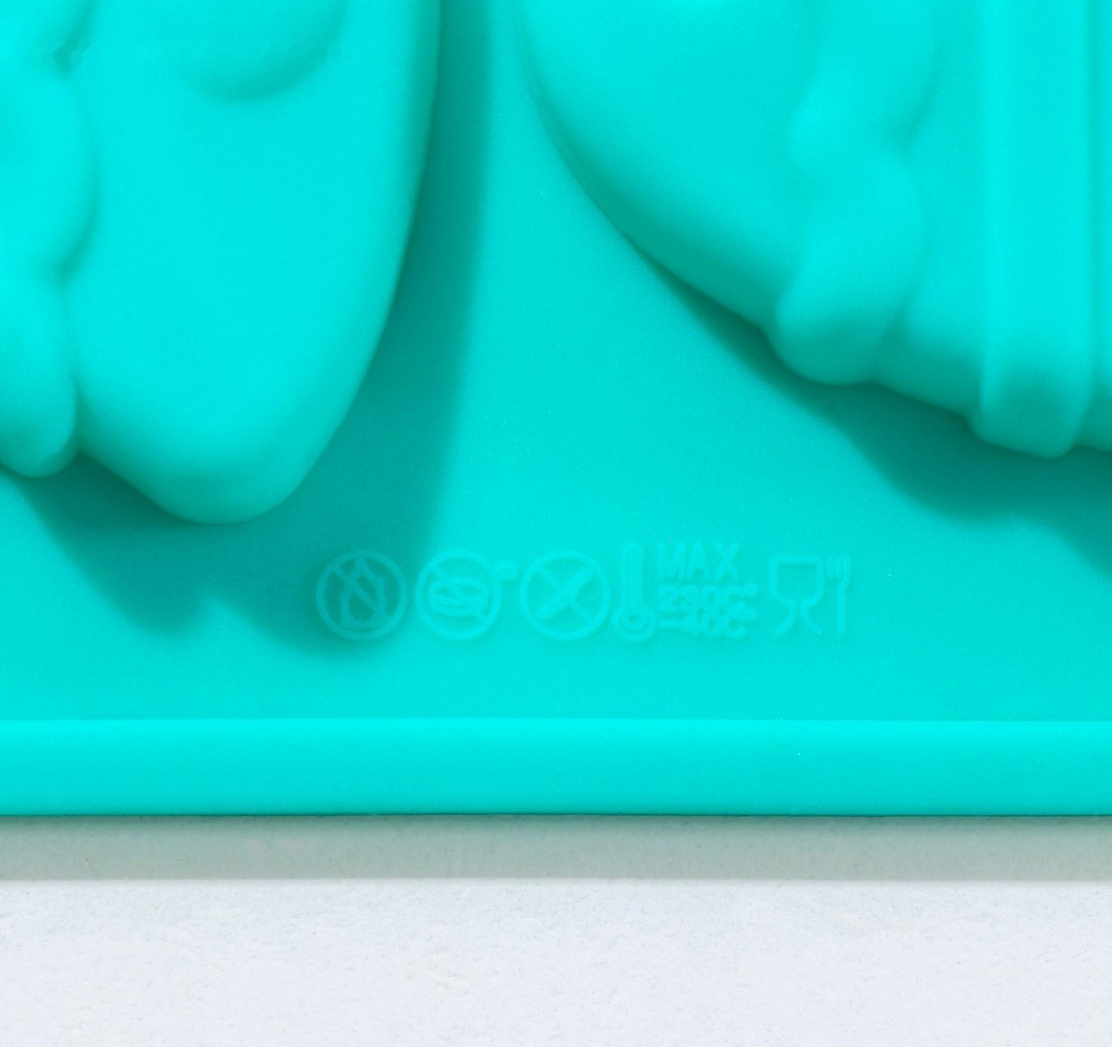 Форма для шоколада силиконовая Доляна «Животные», 30×17×1 см, 8 ячеек (7,7×6 см), цвет МИКС