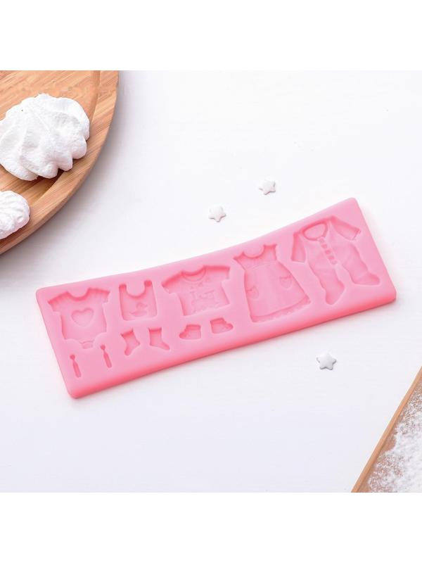 Молд силиконовый «Одежда для ребёночка», 17×6,3 см, цвет МИКС