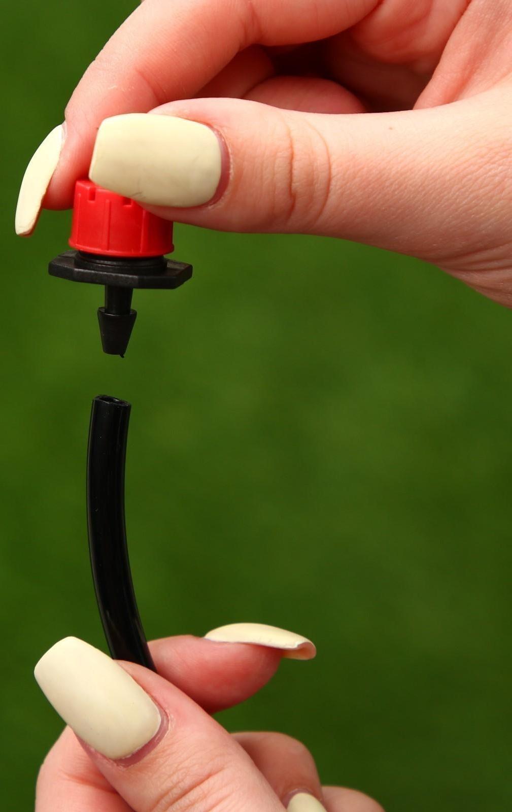 Форсунка-кнопка разбрызгивающая для капельного полива, малая