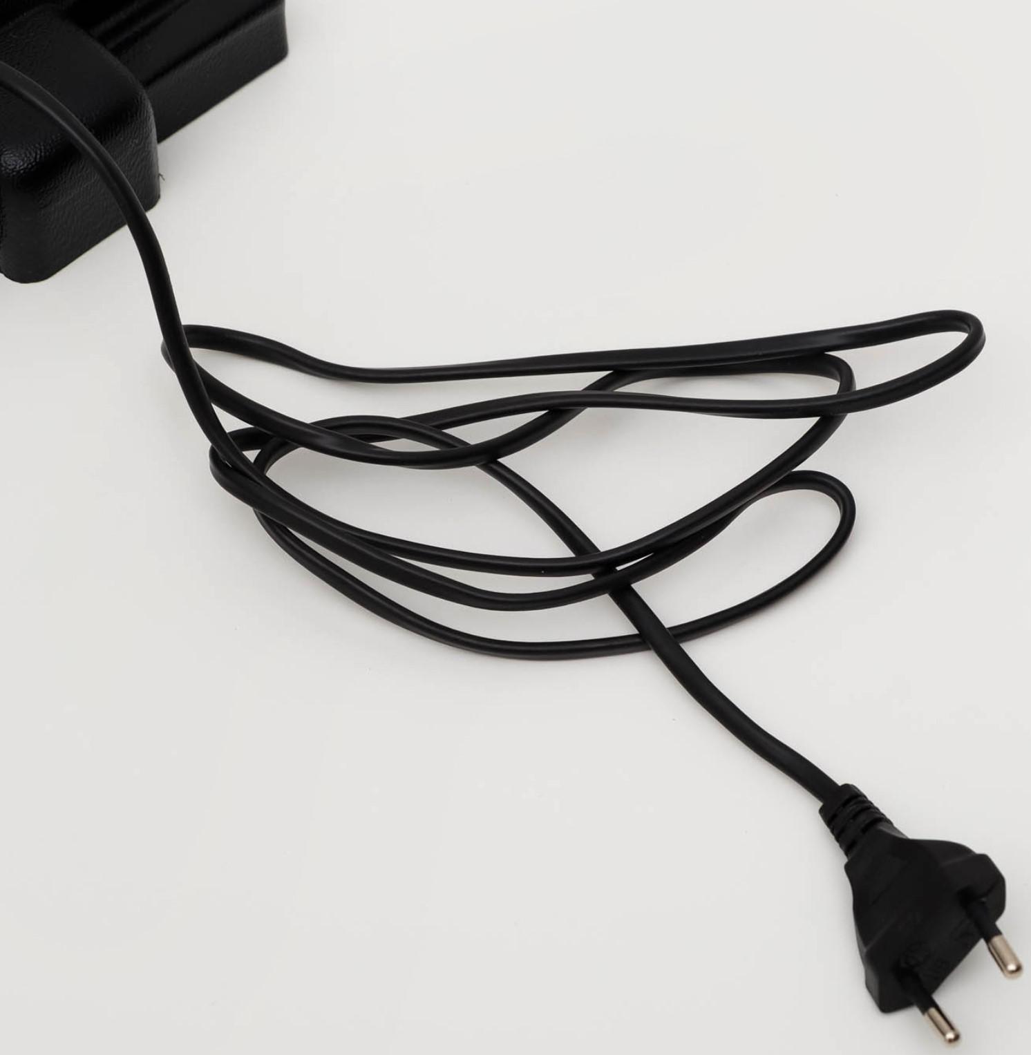 Аквариум дельта угловой с крышкой, 25 литров, 34 х 34 х 31/37,5 см, чёрный