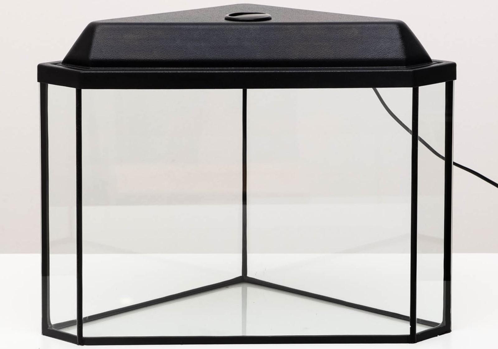 Аквариум дельта угловой с крышкой, 25 литров, 34 х 34 х 31/37,5 см, чёрный