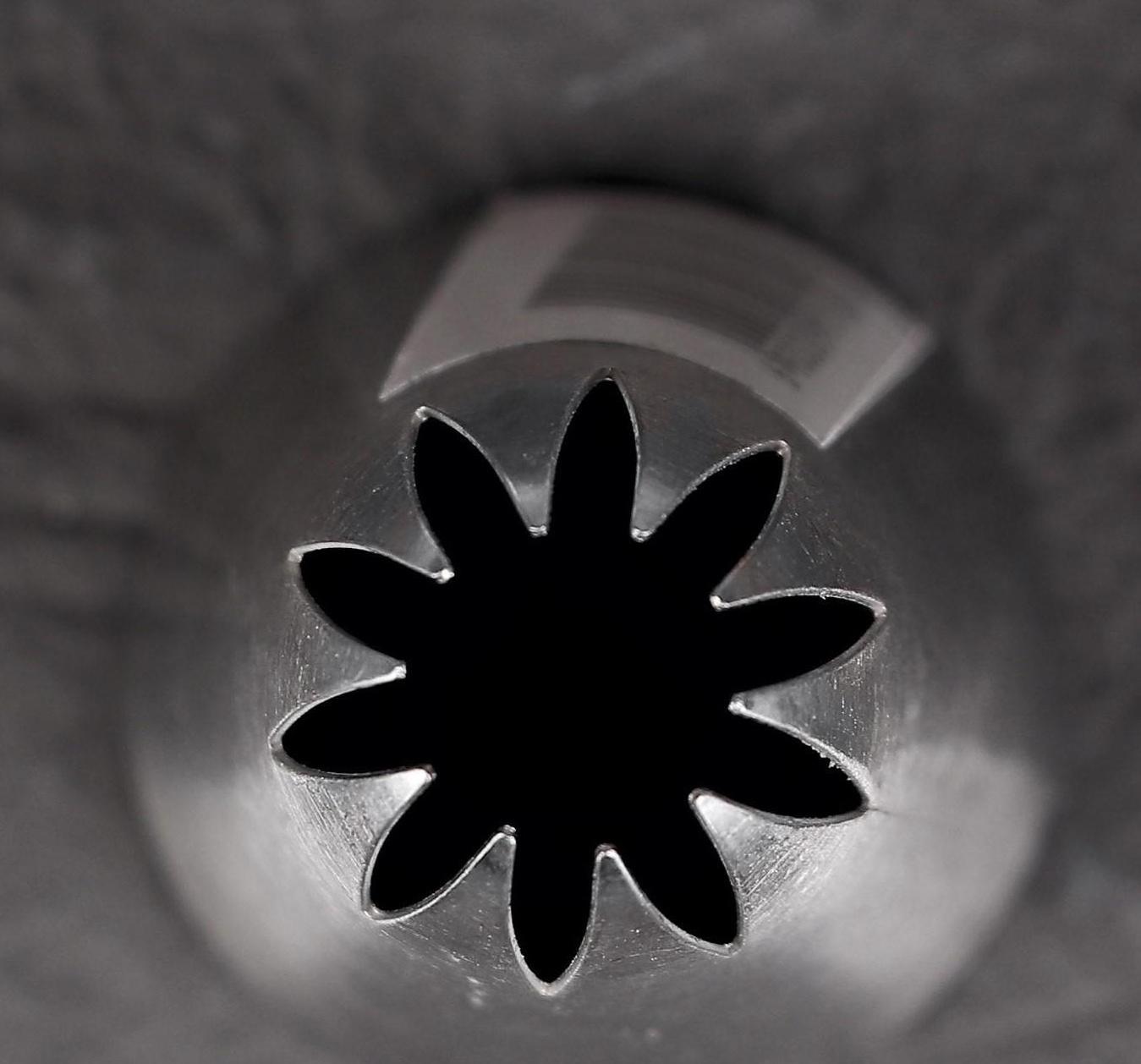 Насадка кондитерская «Закрытая звезда», d=3 см, выход 0,9 см,нержавеющая сталь