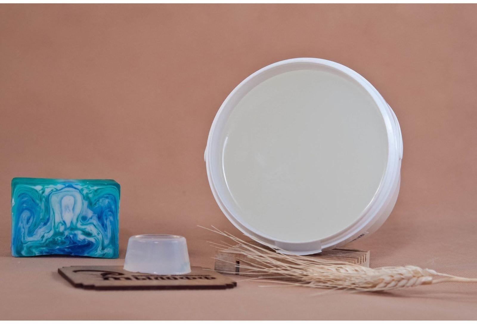 MYLOFF SB Swirl мыльная основа с разводами 1 кг